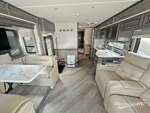 2021 Fleetwood Pace Arrow 35S RV Photo 4