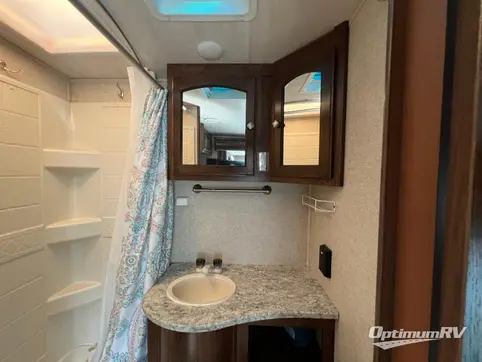 2017 Heartland North Trail 26LRSS King RV Photo 4
