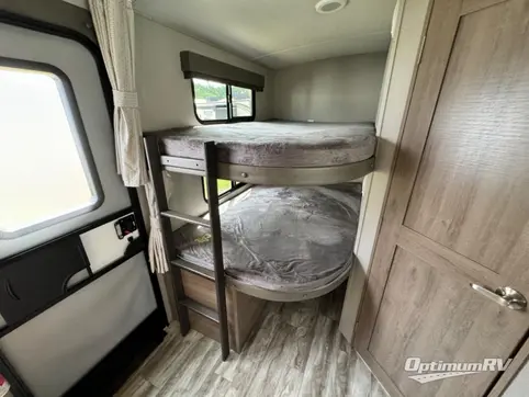 2021 Grand Design Imagine 2800BH RV Photo 4