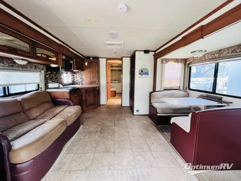 2008 Jayco Seneca 35GS RV Photo 4