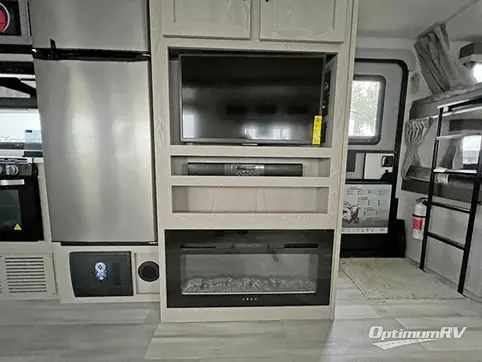 2023 Forest River Flagstaff Super Lite 27BHWS RV Photo 3