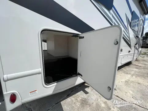 2024 Thor Vegas 24.1 RV Photo 4