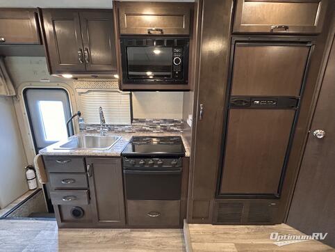 2018 Thor FREEDOM ELITE 24HE RV Photo 4