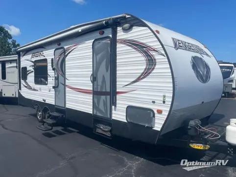 Used 2015 Forest River Vengeance Super Sport 25V Featured Photo
