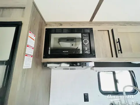 2021 Gulf Stream Ameri-Lite Ultra Lite 248BH RV Photo 3