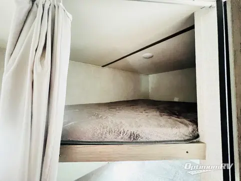 2021 Gulf Stream Ameri-Lite Ultra Lite 248BH RV Photo 4