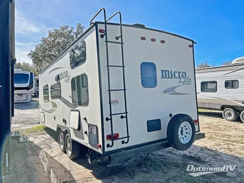 2016 Forest River Flagstaff Micro Lite 23LB RV Photo 2