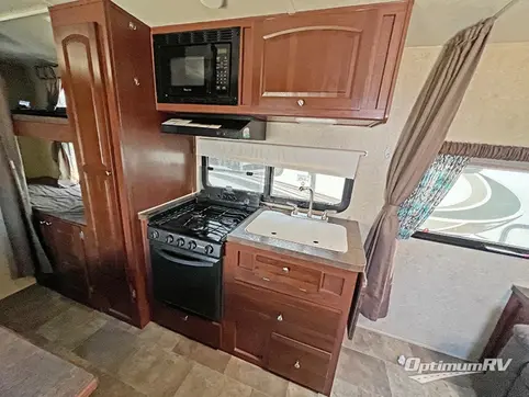 2016 Forest River Flagstaff Micro Lite 23LB RV Photo 4