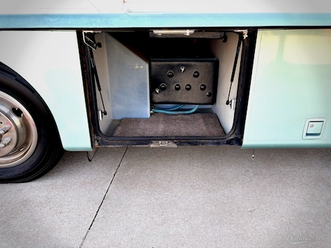 1999 Monaco LaPalma 34S RV Floorplan Photo