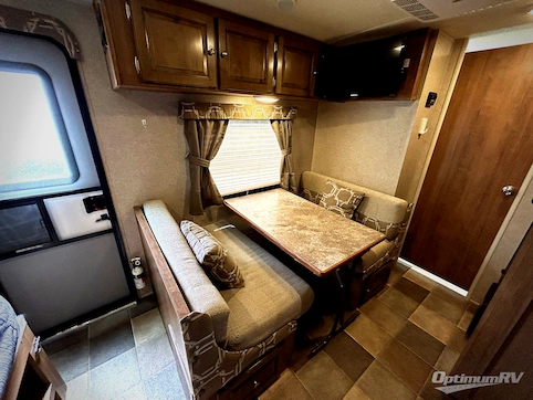 2016 Forest River Flagstaff Micro Lite 23FBKS RV Photo 4