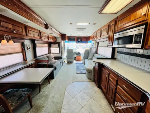 2006 Monaco Camelot 40PDD RV Photo 2