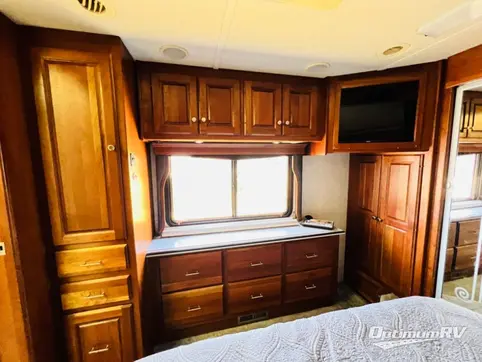 2006 Monaco Camelot 40PDD RV Photo 4
