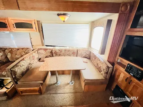 2012 Dutchmen Coleman 259RE RV Photo 3