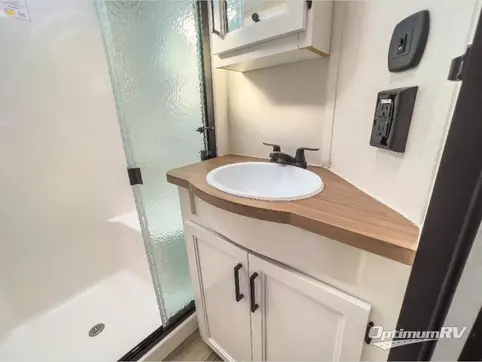 2022 Prime Time Crusader 335RLP RV Photo 3