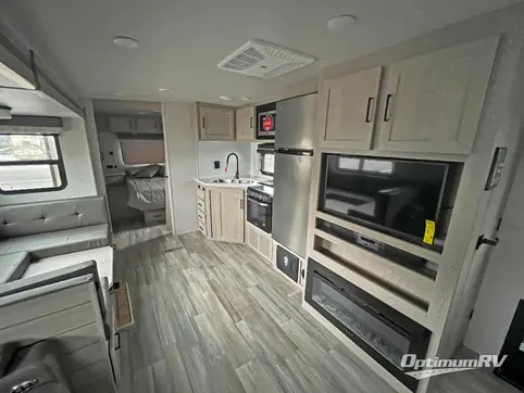 2023 Forest River Flagstaff Super Lite 27BHWS RV Photo 2