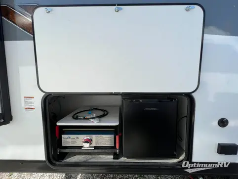 2024 Forest River Wildwood X-Lite 261BHXL RV Photo 4