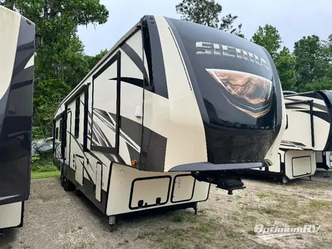 Used 2019 Forest River Sierra 368FBDS Featured Photo