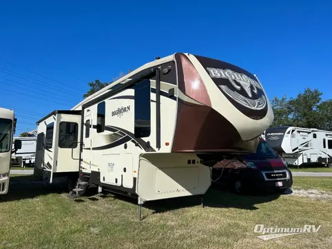 Used 2016 Heartland Bighorn 3270RS Featured Photo