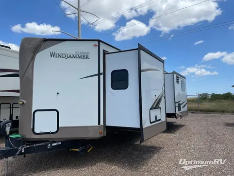2018 Forest River Rockwood Wind Jammer 3029V RV Photo 2