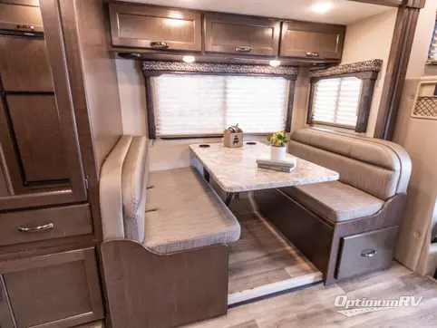 2020 Thor FREEDOM ELITE 24HE RV Photo 2