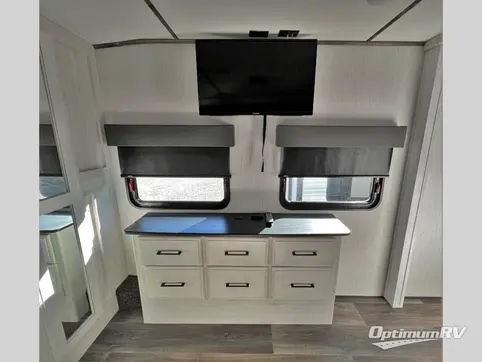 2022 Heartland Bighorn Traveler 32RS RV Photo 2