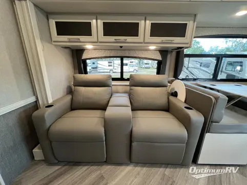 2022 Fleetwood Fortis 34MB RV Photo 2