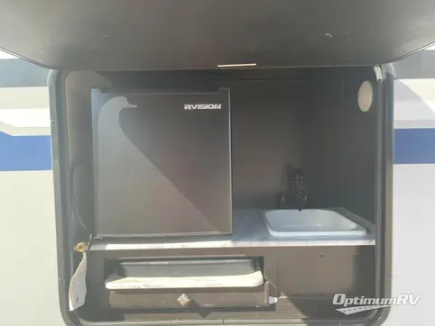 2019 Venture SportTrek 271VMB RV Photo 2