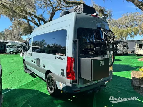 2022 Thor Synergy 19P RV Photo 2
