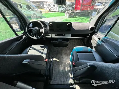 2022 Thor Synergy 19P RV Photo 3