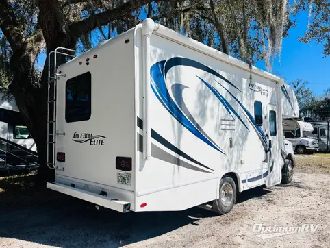 2018 Thor FREEDOM ELITE 22FE RV Photo 2
