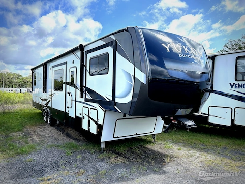Used 2022 Dutchmen Yukon 421FL Featured Photo