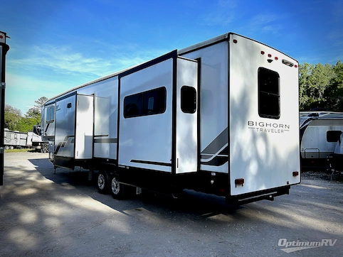 2024 Heartland Bighorn Traveler 38FL RV Photo 3