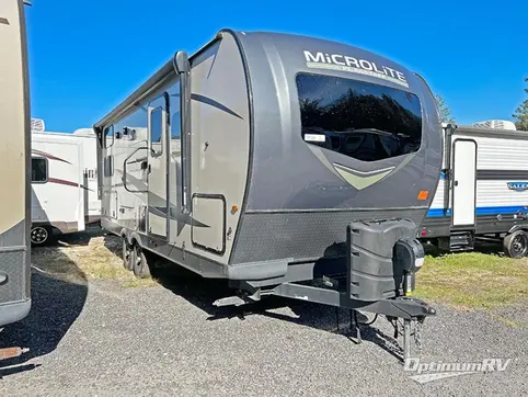 Used 2023 Forest River Flagstaff Micro Lite 25BDS Featured Photo