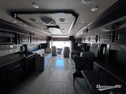 2016 Tiffin Phaeton 42LH RV Photo 2
