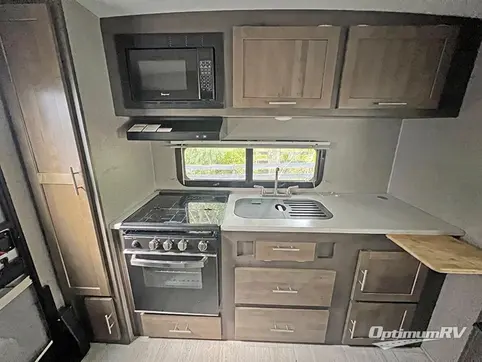2019 Forest River Rockwood Mini Lite 2512S RV Photo 4