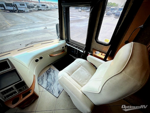 2014 Winnebago Journey 42E RV Photo 3