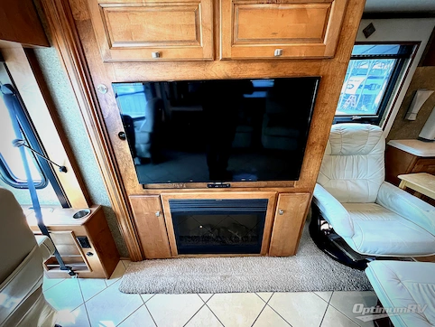2014 Winnebago Journey 42E RV Photo 3