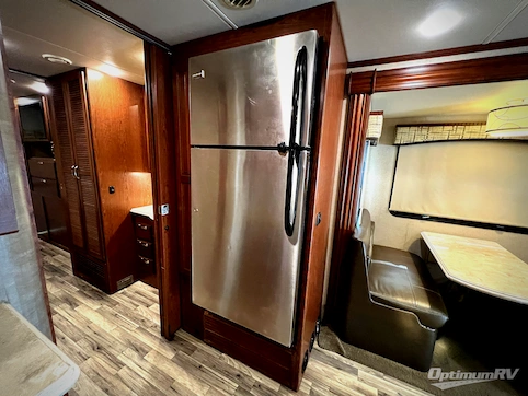 2017 Dynamax FORCE 37TS HD RV Photo 3