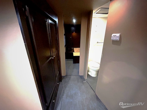 2013 Venture SportTrek 250VRK RV Photo 3