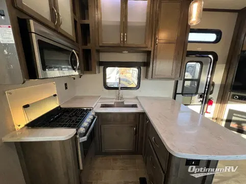 2019 Dutchmen Voltage V3705 RV Photo 2