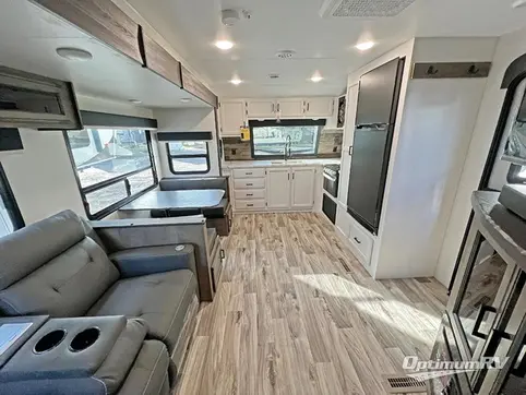2024 Venture SportTrek ST251VFK RV Photo 4