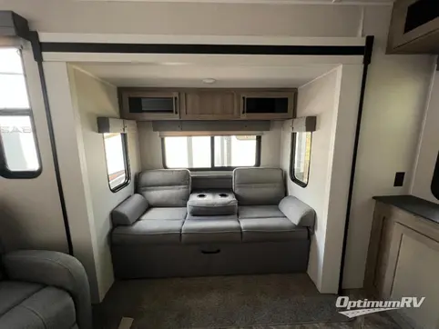 2023 Palomino Puma Destination 38DEN RV Photo 3