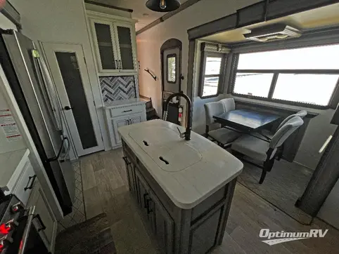 2022 Keystone Montana 3791RD RV Photo 2
