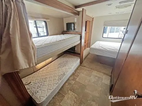 2014 Coachmen Mirada 34BH RV Photo 4