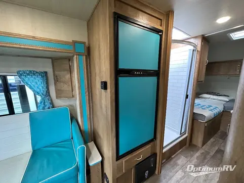 2024 Gulf Stream Vintage Cruiser 23TWS RV Photo 3