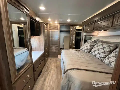 2022 Entegra Reatta 37K RV Photo 2