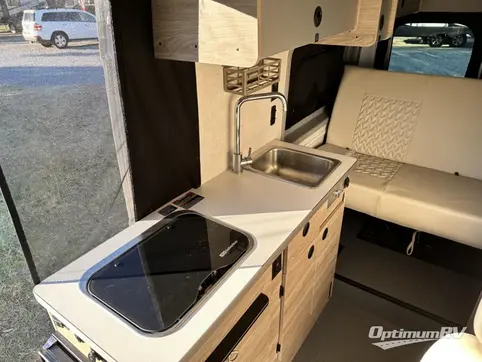 2022 Winnebago Solis 59P RV Photo 4