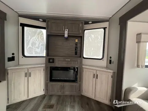 2024 Coachmen Catalina Destination Series 39MKTS RV Photo 2
