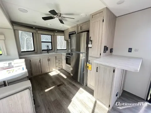 2024 Coachmen Catalina Destination Series 39FKTS RV Photo 2