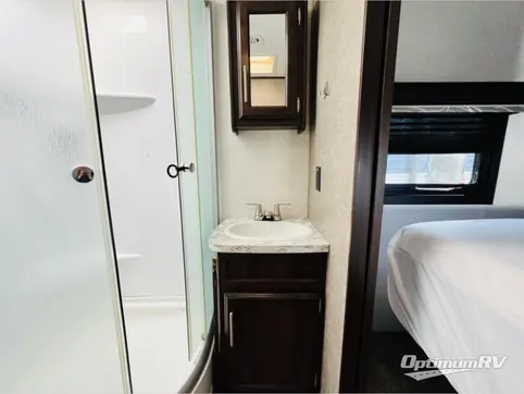 2018 Jayco Jay Feather 23RL RV Photo 4